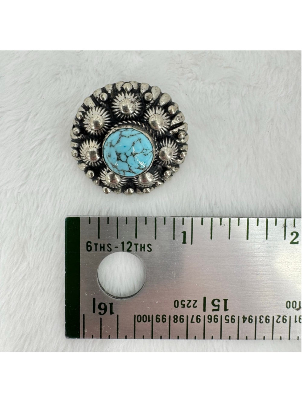 Vintage Clip On Earrings Alpaca Silver Metal & Turquoise Southwestern Western - Picture 6 of 6